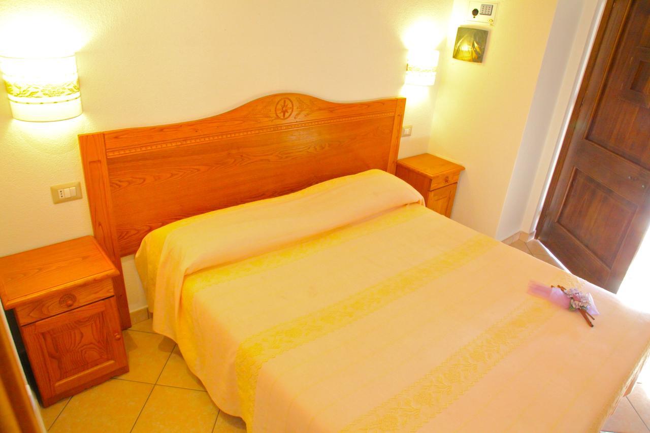 Hotel Turismo Rurale Villa Maria Caterina Cala Gonone Eksteriør billede